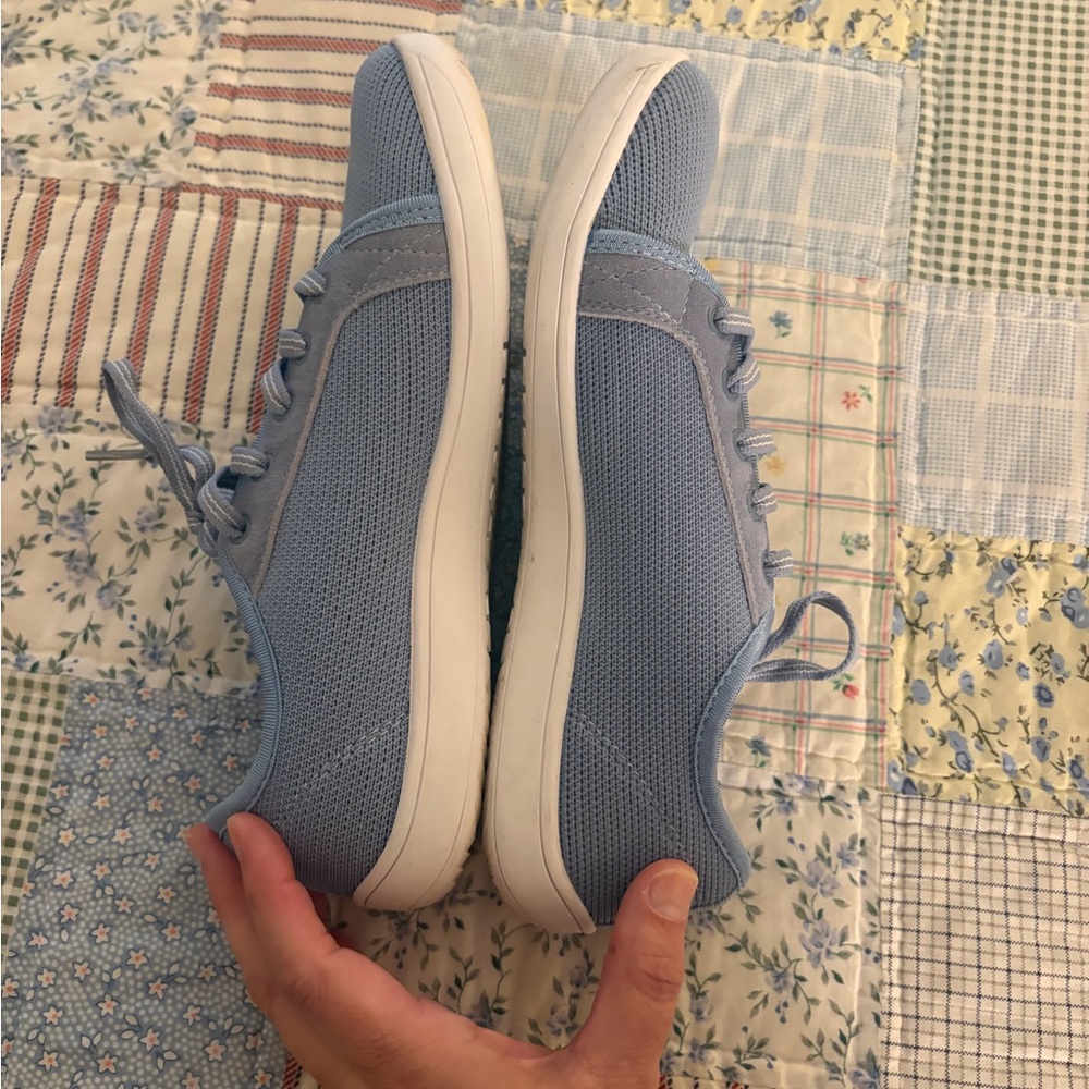 Whitin Barefoot Shoes, Size 8 Wide - Picture 3 of 5